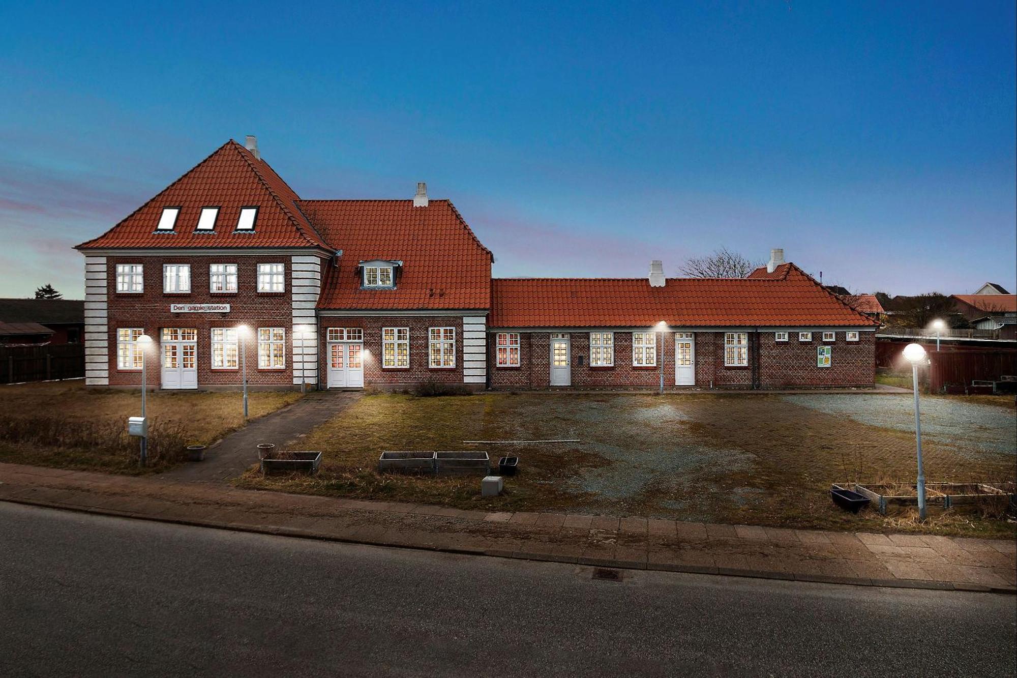 Bed and Breakfast Hirtshals Gamle Station Exterior foto